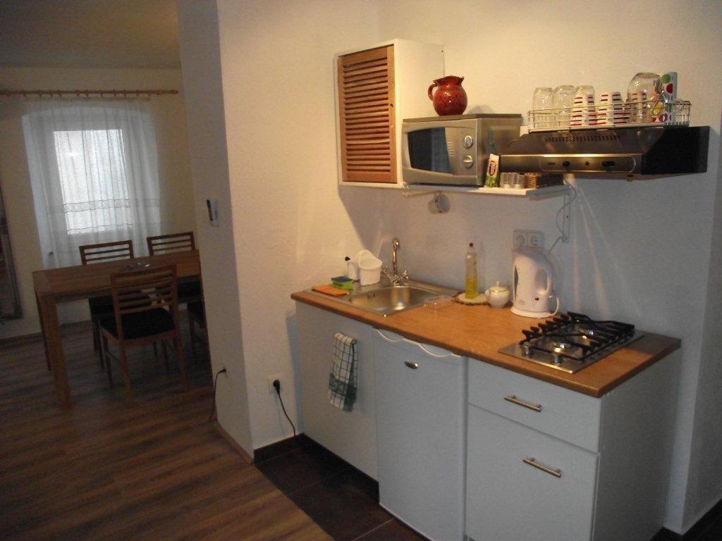 Apartments Dobrinj Kamer foto